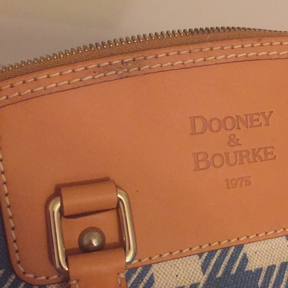 Dooney and Bourke Gingham Purse - Picture 7 of 11
